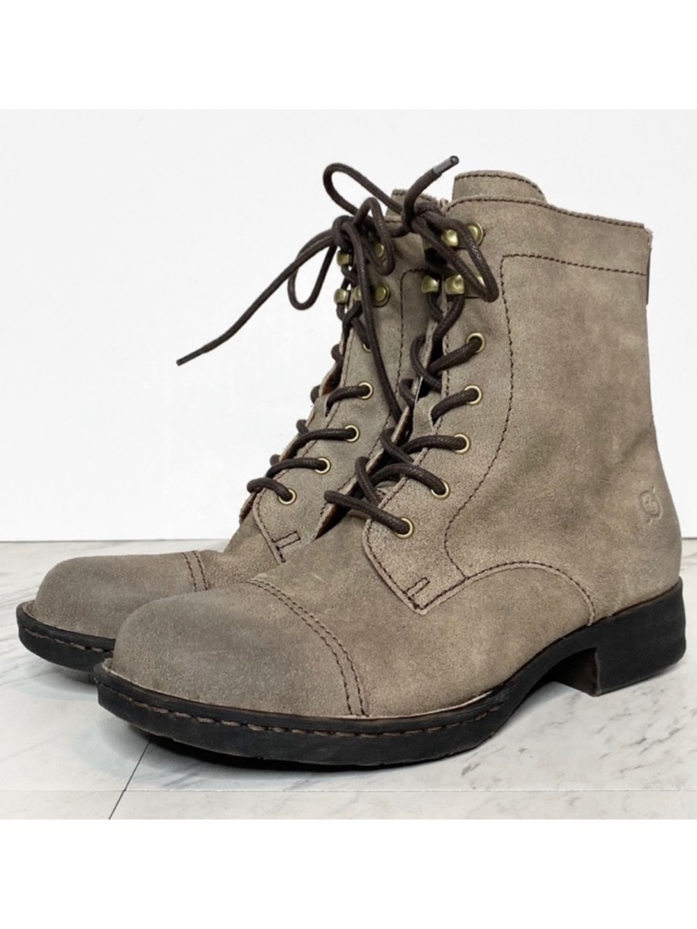 New! Born Kelisa Gray Lace Up Boot 5.5